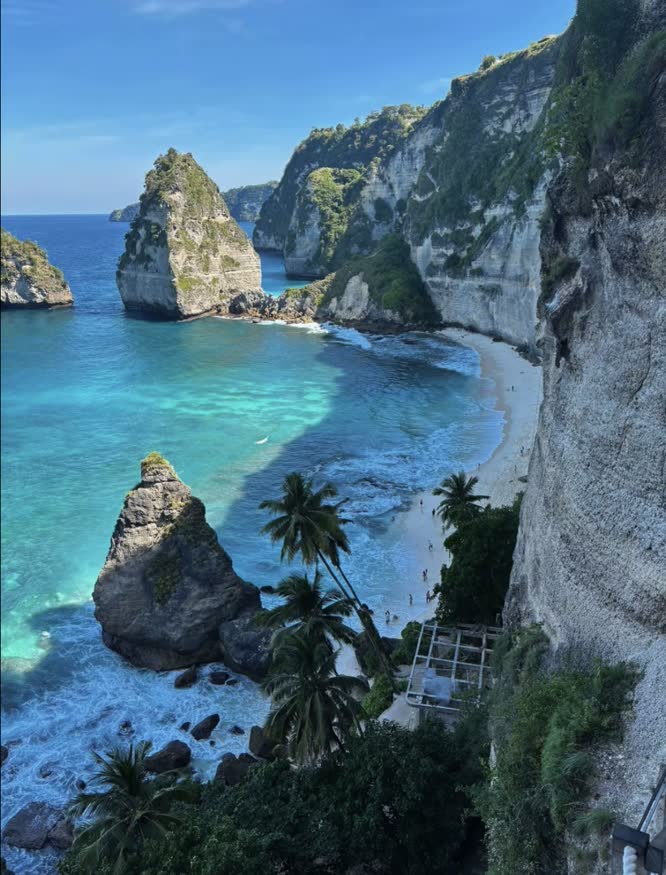 Diamond Beach