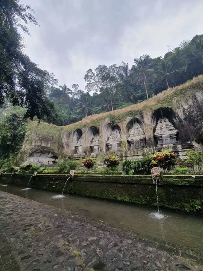 Gunung Kawi Tampaksiring — old & traditional temple