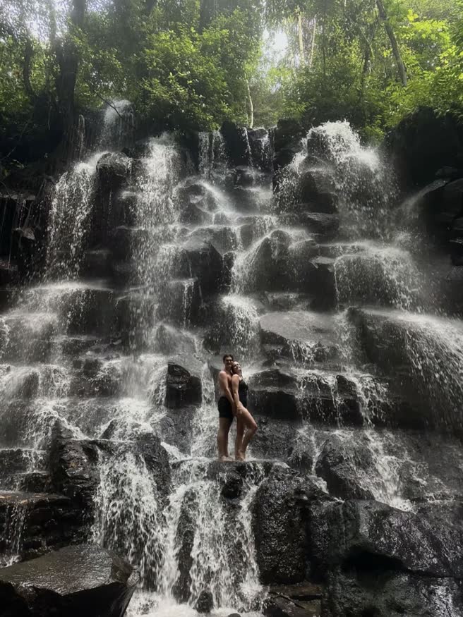Kanto Lampo Waterfall