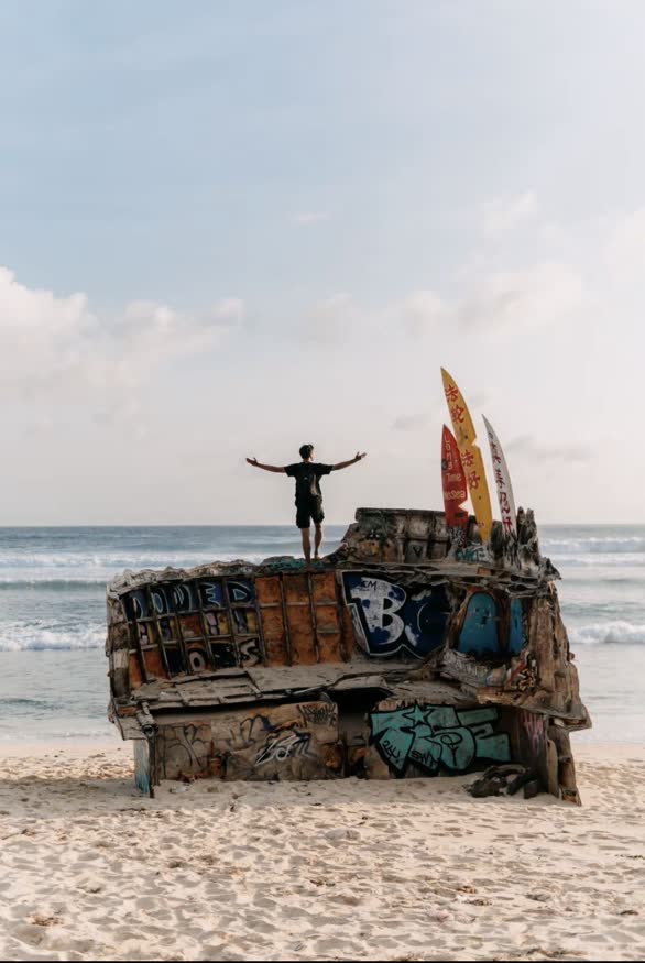 Nunggalan Beach
