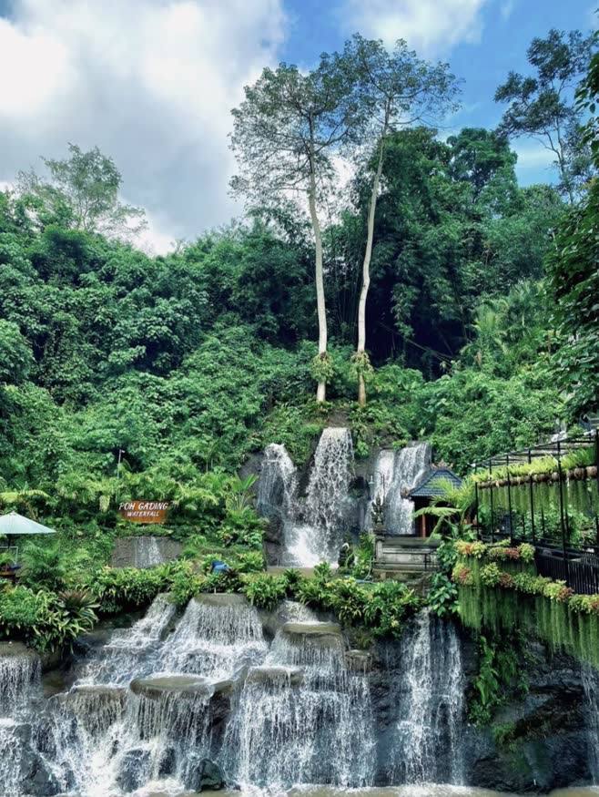 Poh Gading Waterfall