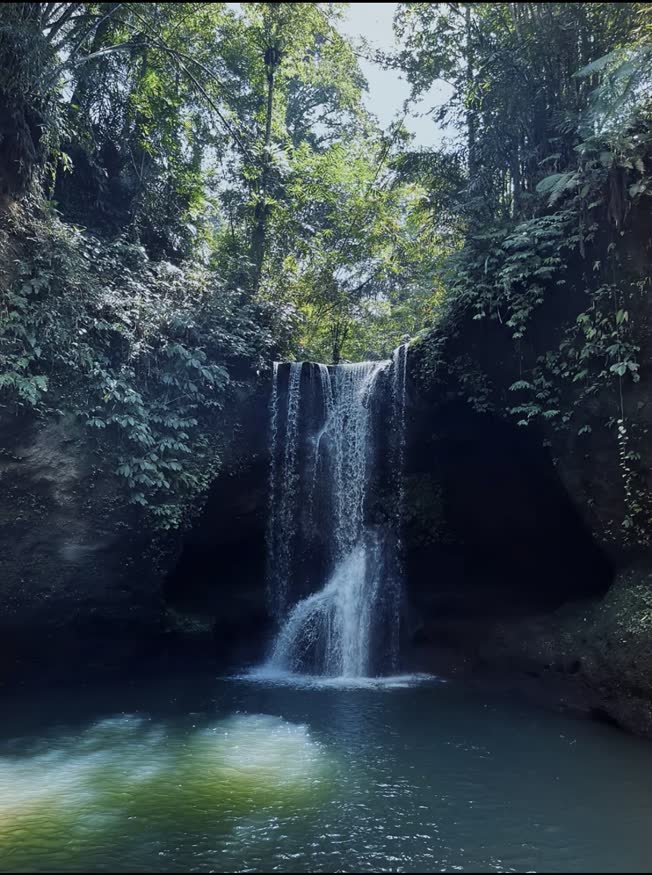 Suwat Waterfall