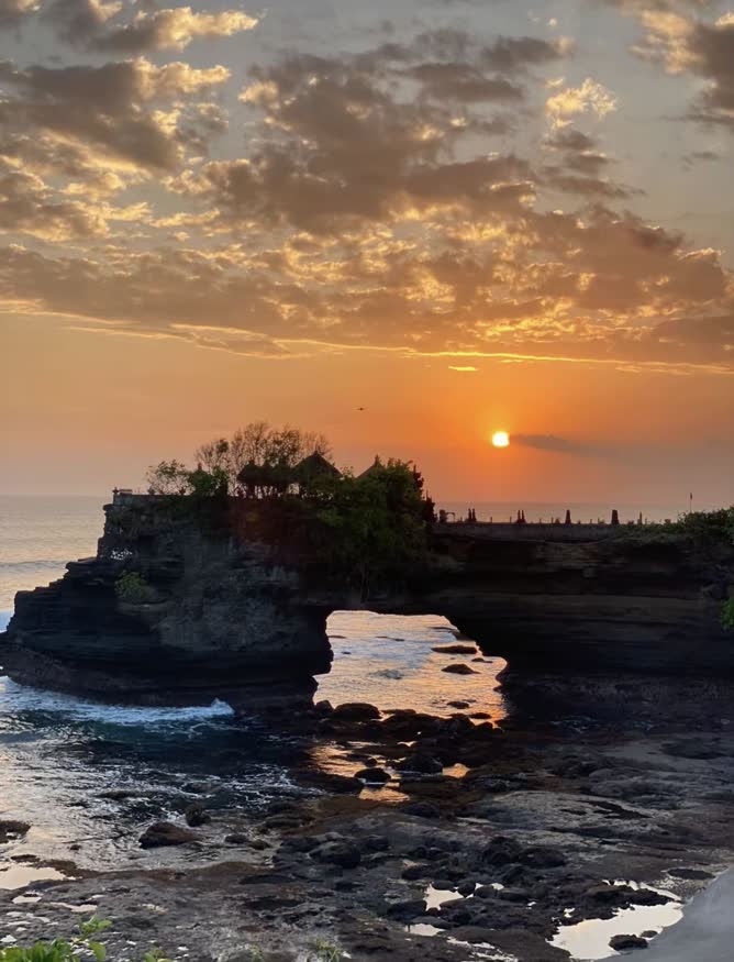 Tanah Lot Temple