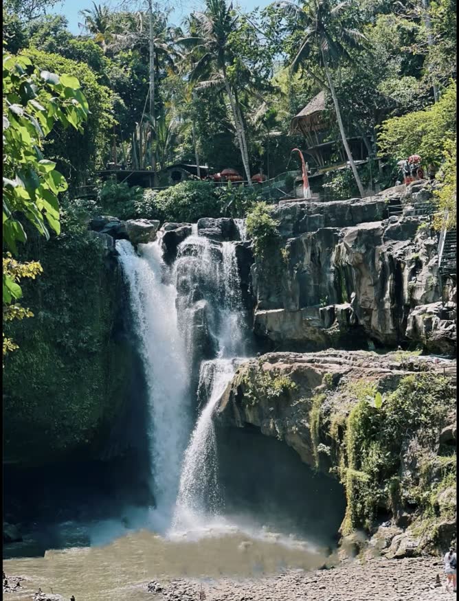 Tegenungan Waterfall
